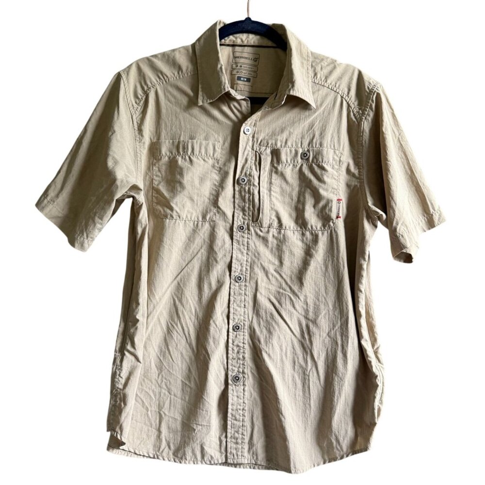 Merrell Opti-Wick UPF 30+ Button Down Shirt Mens Medium Beige Short Sleeves